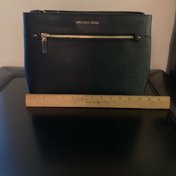 Michael Kors Bag - Picture 5 of 7